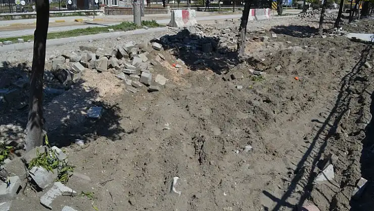 YOL YAPIM ÇALIŞMALARI HIZLA DEVAM EDİYOR