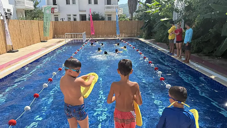 Yüzme Eğitimi ve Cankurtaran Uyarıları Önemini Koruyor