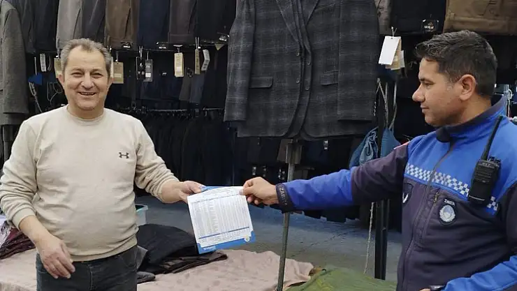 ZABITA HEM DENETİM YAPTI HEM İMSAKİYE DAĞITTI