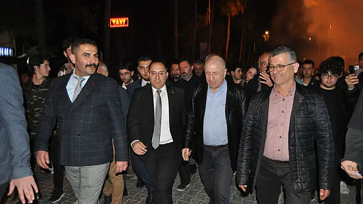 Zafer Partisi Genel Başkan Özdağ, 'Suriyelilerin Parasını Siz Ödüyorsunuz'
