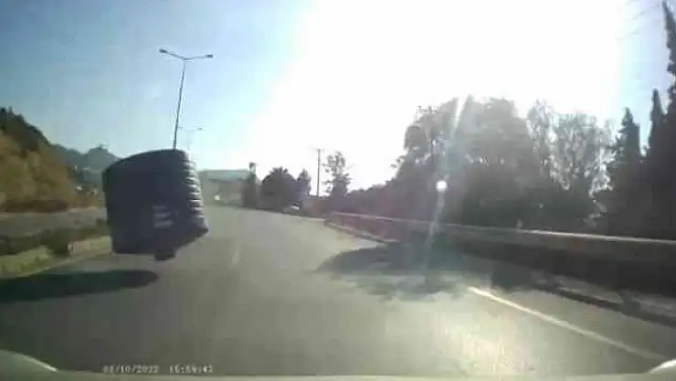 ZIPLAYA ZIPLAYA GELEN 10 TONLUK SU TANKINDAN BÖYLE KURTULDU