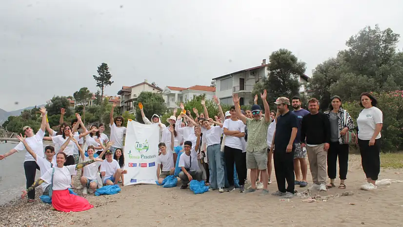 Erasmus Öğrencileri Fethiye'de temizlik için Şövalye Adası'nda buluştu