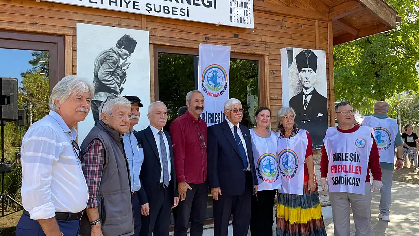 Fethiye'de Emekliler Dayanışma Kermesi'ne Maçoğlu'ndan destek