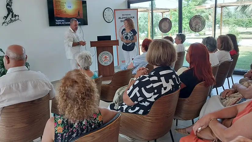 Fethiye'de 'İnsanın Kullanım Kılavuzu' Semineri