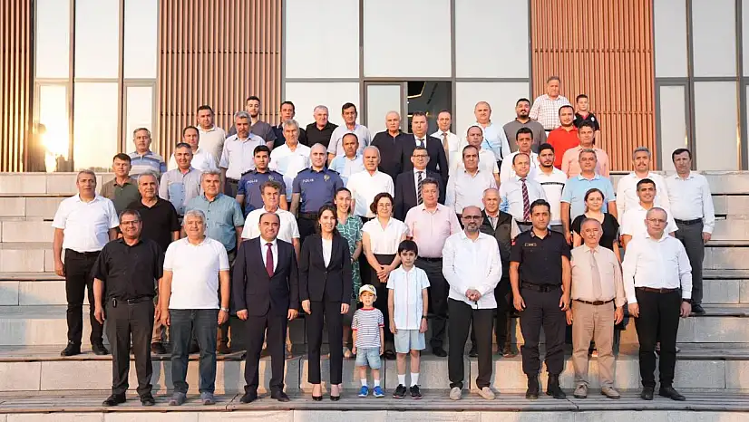 Kaymakam Yıldız Büyüker'e veda yemeği