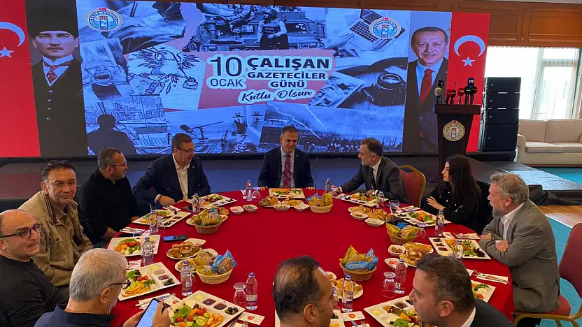 Muğla Valisi Akbıyık gazetecilerle kahvaltıda buluştu