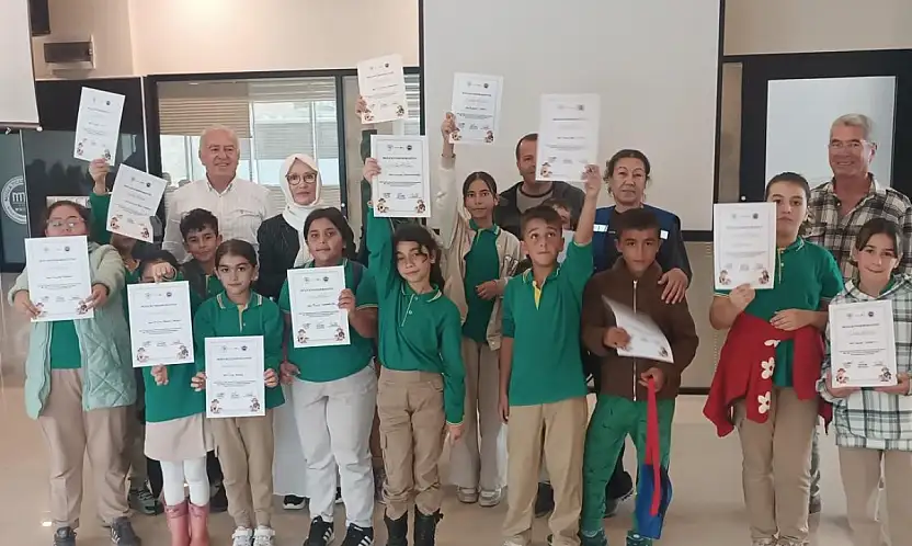 Büyükşehir'den Minik Tadımcılara Zeytinyağı Eğitimi