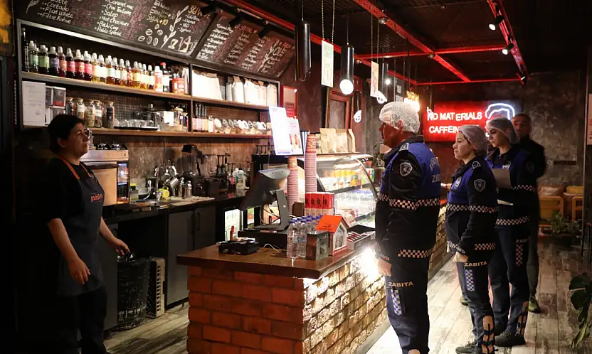 Büyükşehir Zabıtası Halk Sağlığı İçin Görevde