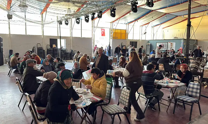 Esenköy ve Yayla Dont Dayanışma ve Kültür Derneği'nden birlik yemeği