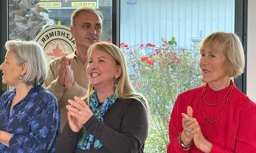 Fethiye Alzheimer Derneği'nde müzik dolu anlar