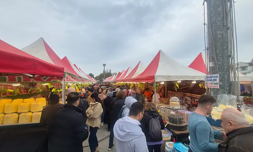 Fethiye Hamsi Festivali'nde 'Karadeniz Lezzetlerine' ilgi yoğun