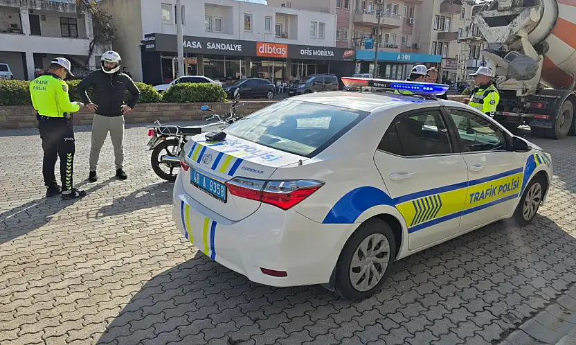 Karaçulha'da araç ve motosikletlere trafik denetimi