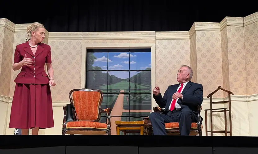 Usta Oyuncu Ferdi Akarnur'dan Fethiye'ye övgü: 'Keşke burada yaşayabilsek'