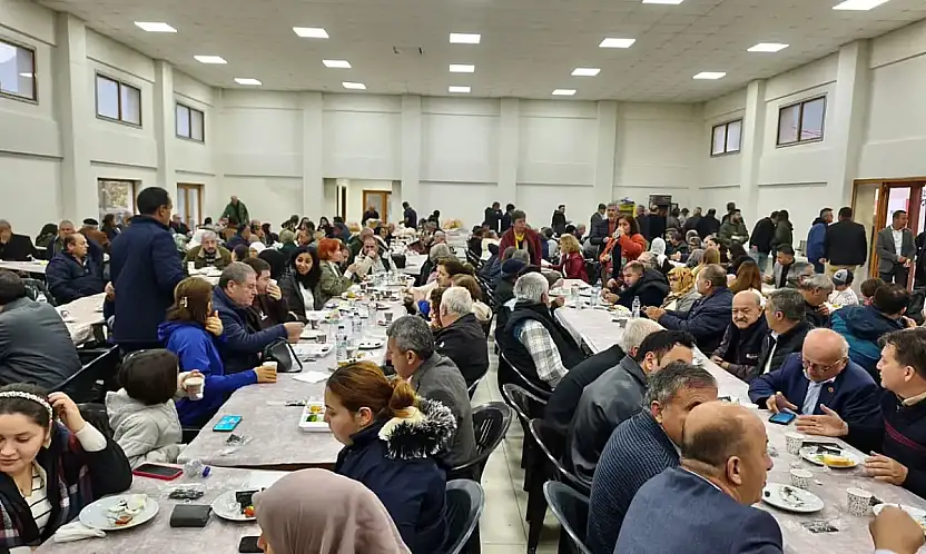 Yeşilüzümlü Muhtarı Cengiz Çatal: 'Tüm mahallelerimizden etkinliğe yoğun katılım oldu'