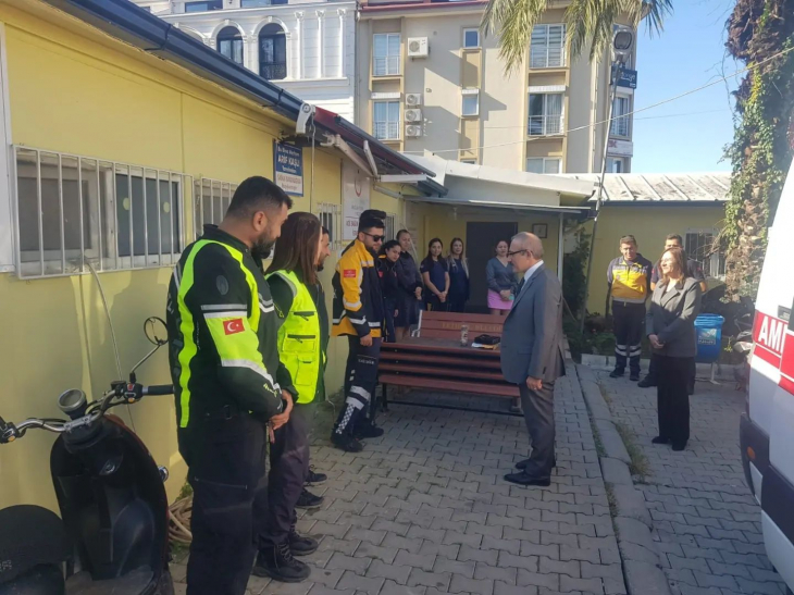 KAYMAKAM KARAMAN'DAN SAĞLIKÇILARA ZİYARET