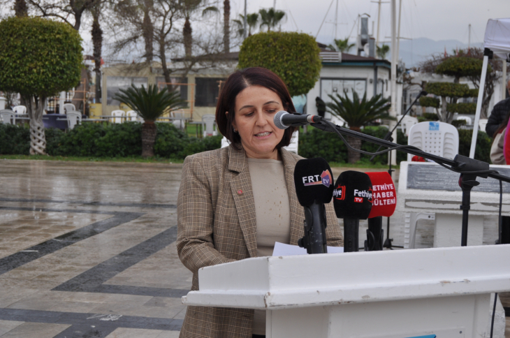 Fethiye Beşkaza Meydanı'nda 8 Mart Dünya Kadınlar Günü Etkinliği Düzenlendi